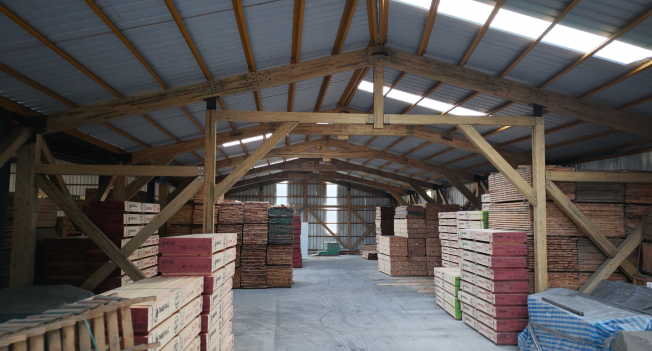 Galpón de madera laminada de Forestal León en Coelemu (5)