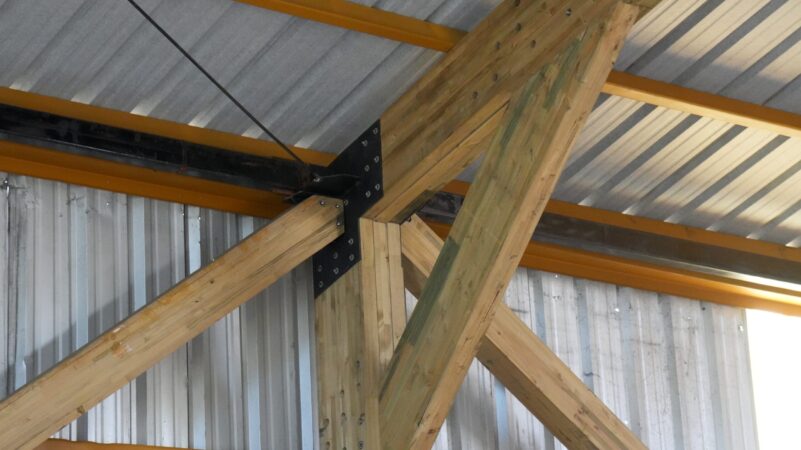 Galpón de madera laminada de Forestal León en Coelemu (10)