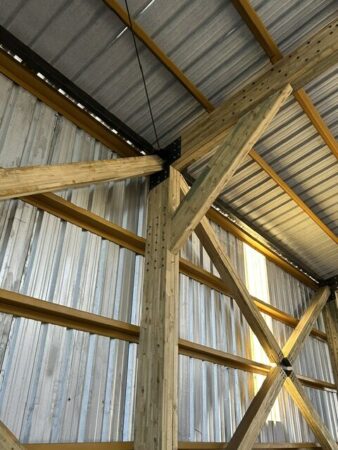 Galpón de madera laminada de Forestal León en Coelemu (13)
